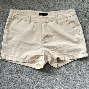 EC Atmosphere Cotton Khaki Short Size 6